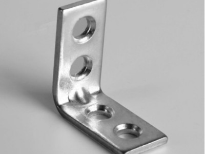 鐵質修補劑幫助五金加工廠解決凹陷裂縫修補問題